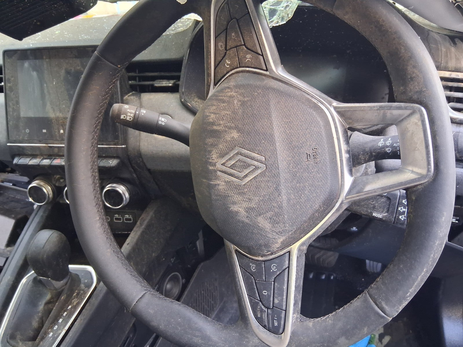 2024 RENAULT CLIO FACELIFT MK5 MULTIFUNCTIONAL STEERING WHEEL WITHOUT AIRBAG