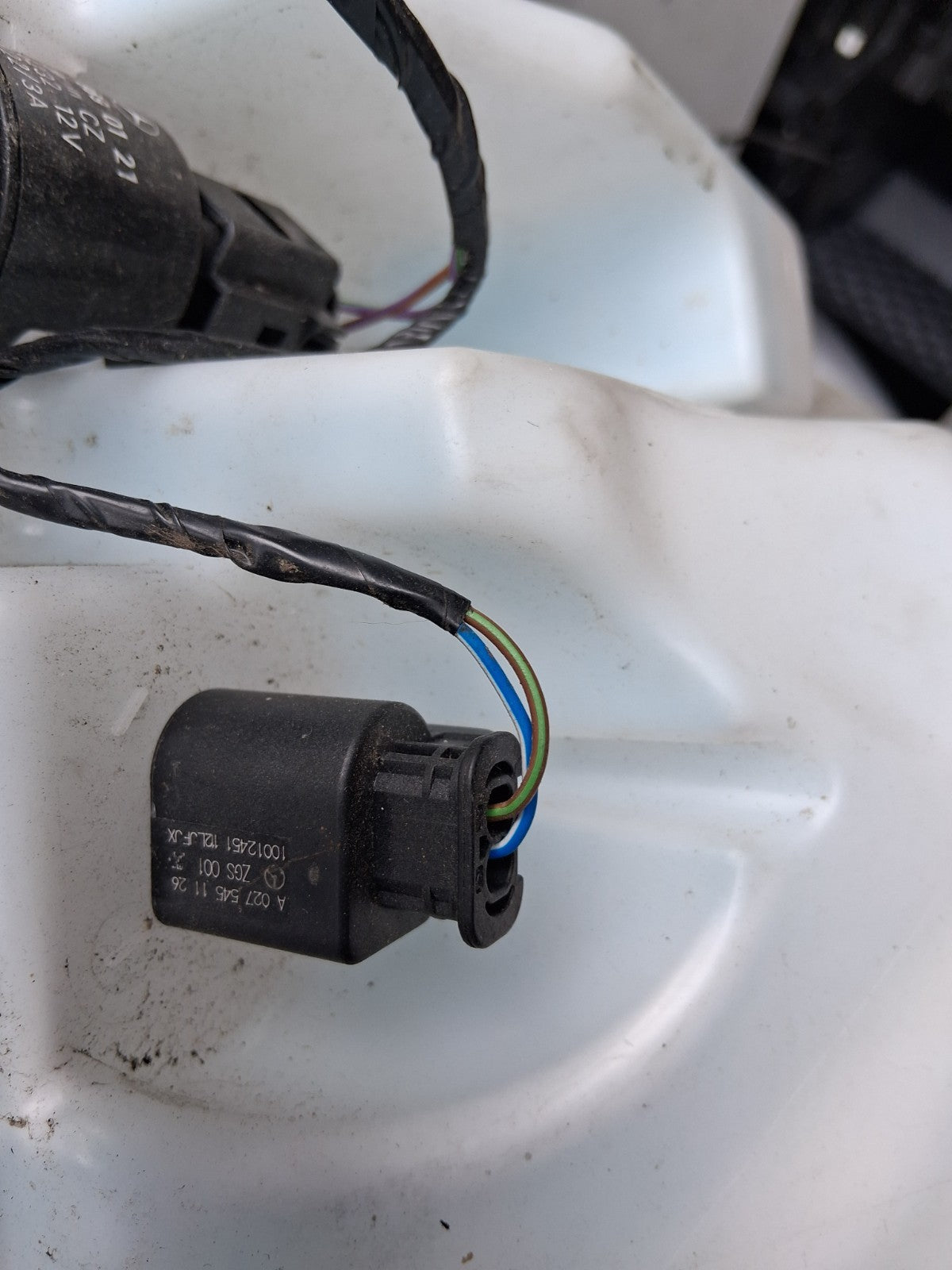 2023 MERCEDES BENZ SPRINTER WASHER BOTTLE TANK RESERVOIR A9108601600