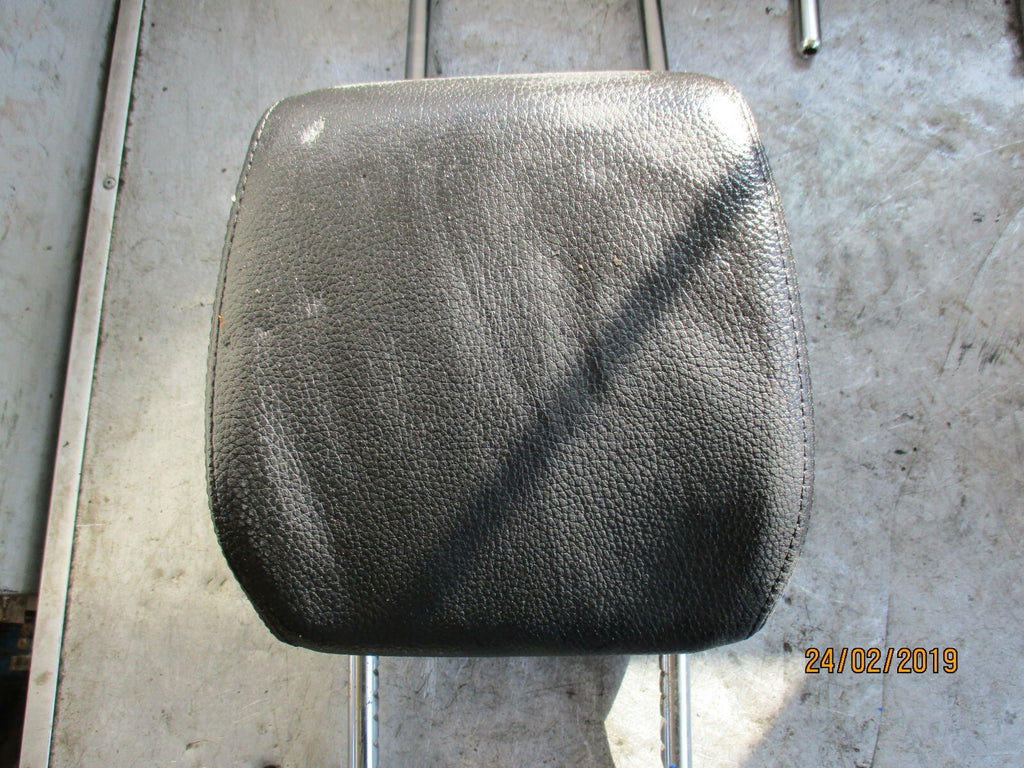 MERCEDES CLASS W204 LEATHER 5 SEAT HEADRESTS BLACK SET REAR x3 FRONT x2