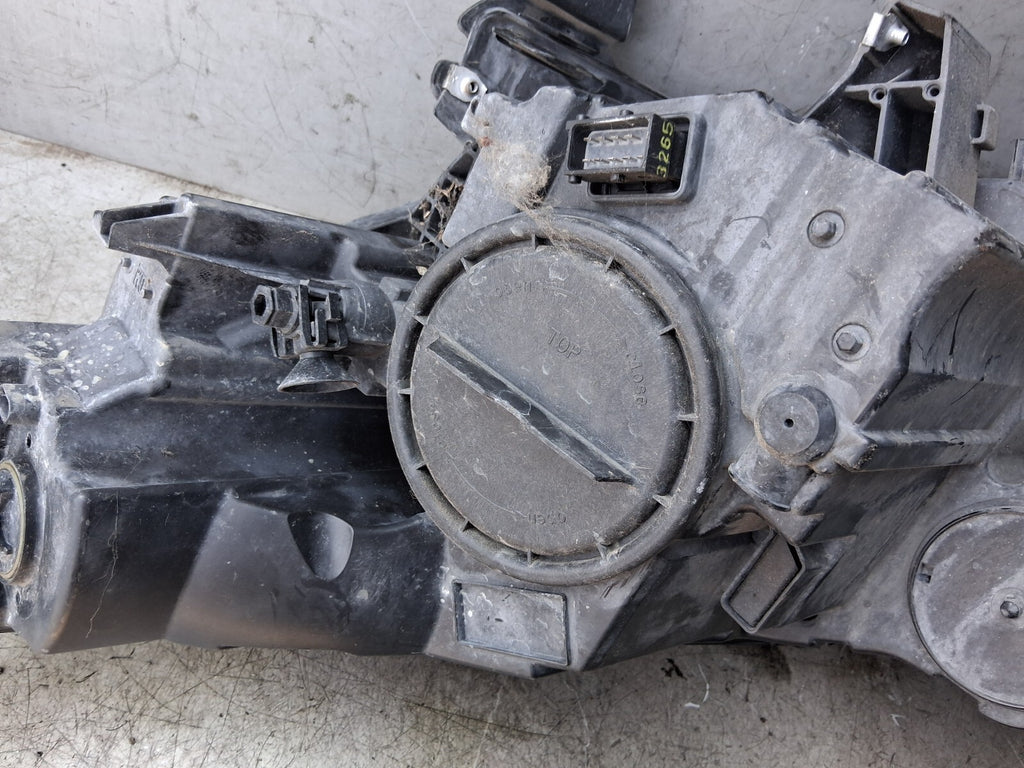 2016 VAUXHALL ZAFIRA C OSF DRIVER SIDE FRONT RIGHT HEADLIGHT 39009024