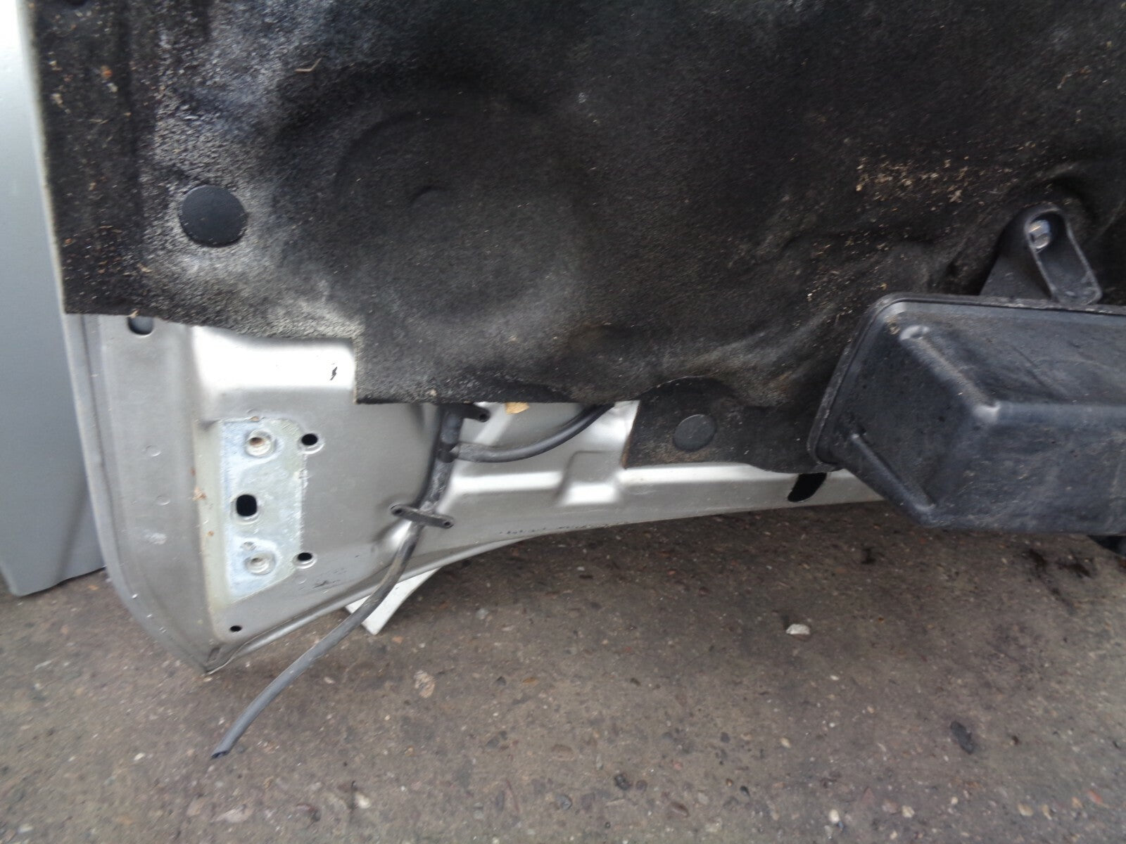 FORD PUMA FRONT BONNET HOOD IN SILVER