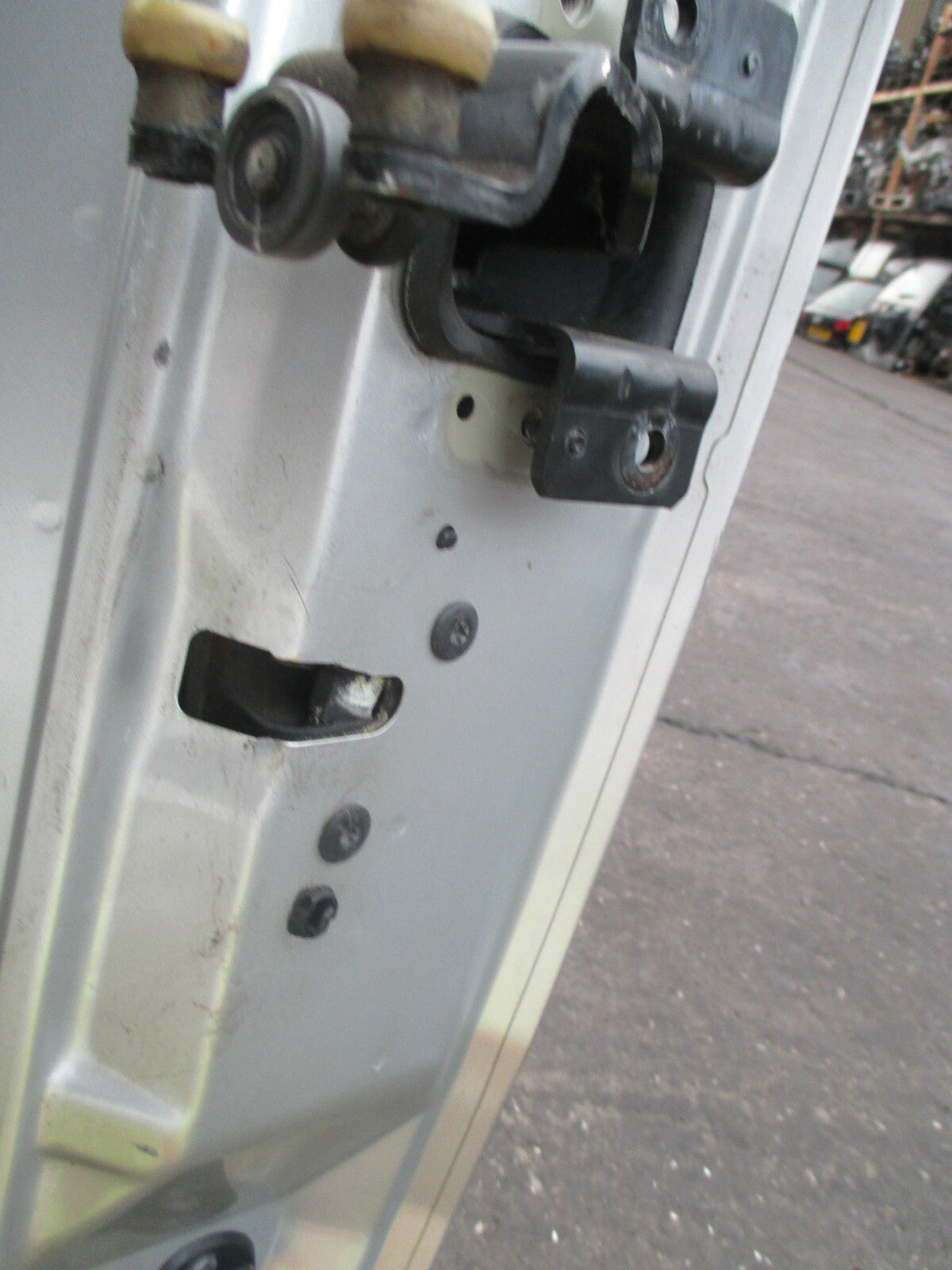 PEUGEOT EXPERT MK2 2007-16 OS DRIVER SIDE SLIDING DOOR SILVER