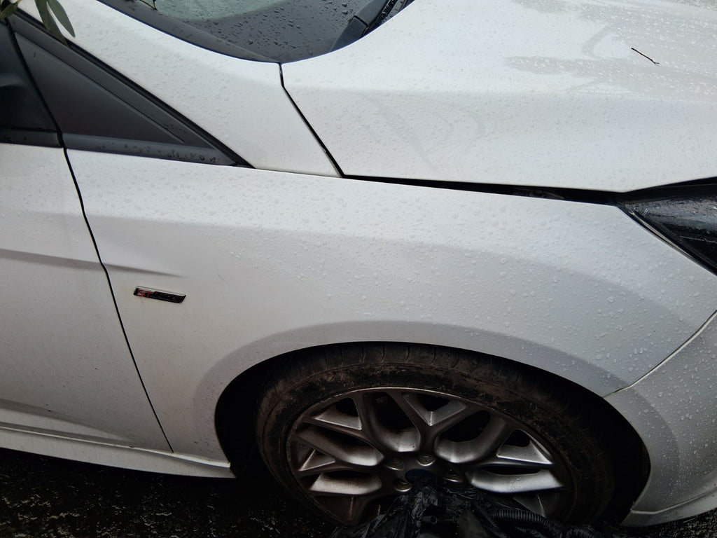 2017 FORD FOCUS MK3 ST LINE OSF DRIVER SIDE FRONT RIGHT WING PANEL WHITE 5F