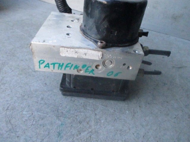 2006 NISSAN PATHFINDER R51 2.5 DIESEL ABS PUMP & CONTROL MODULE 47660EA270
