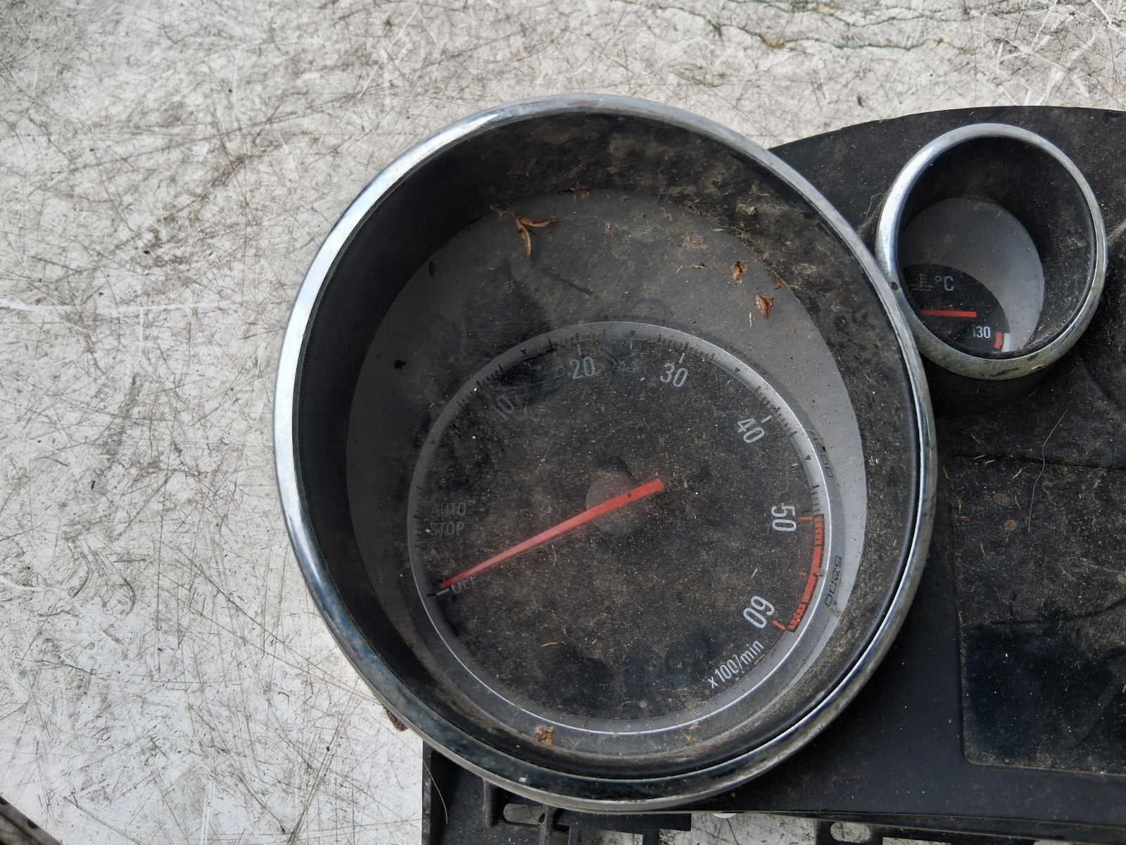VAUXHALL ASTRA J 2013 1.6 DIESEL SPEEDO SPEEDOMETER INSTRUMENT CLUSTER 13460586