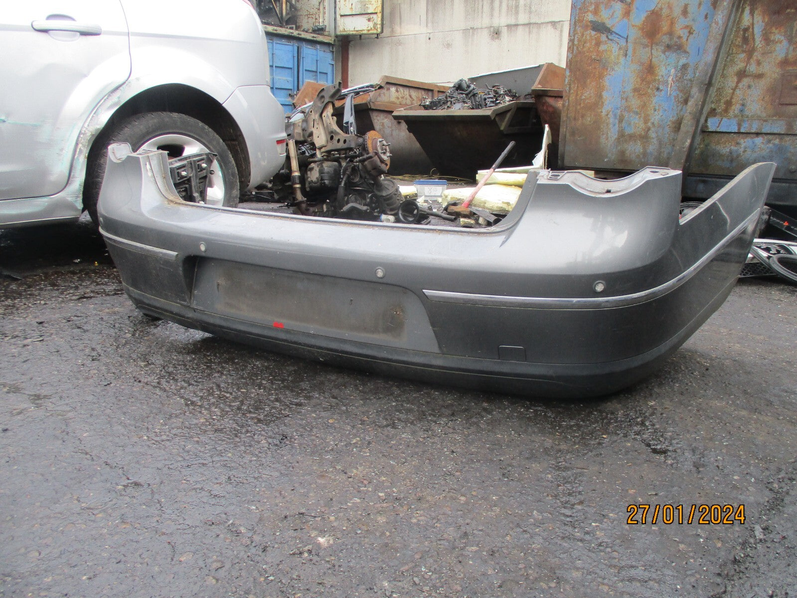 VW VOLKSWAGEN PASSAT B6 2008 REAR COMPLETE BUMPER GREY
