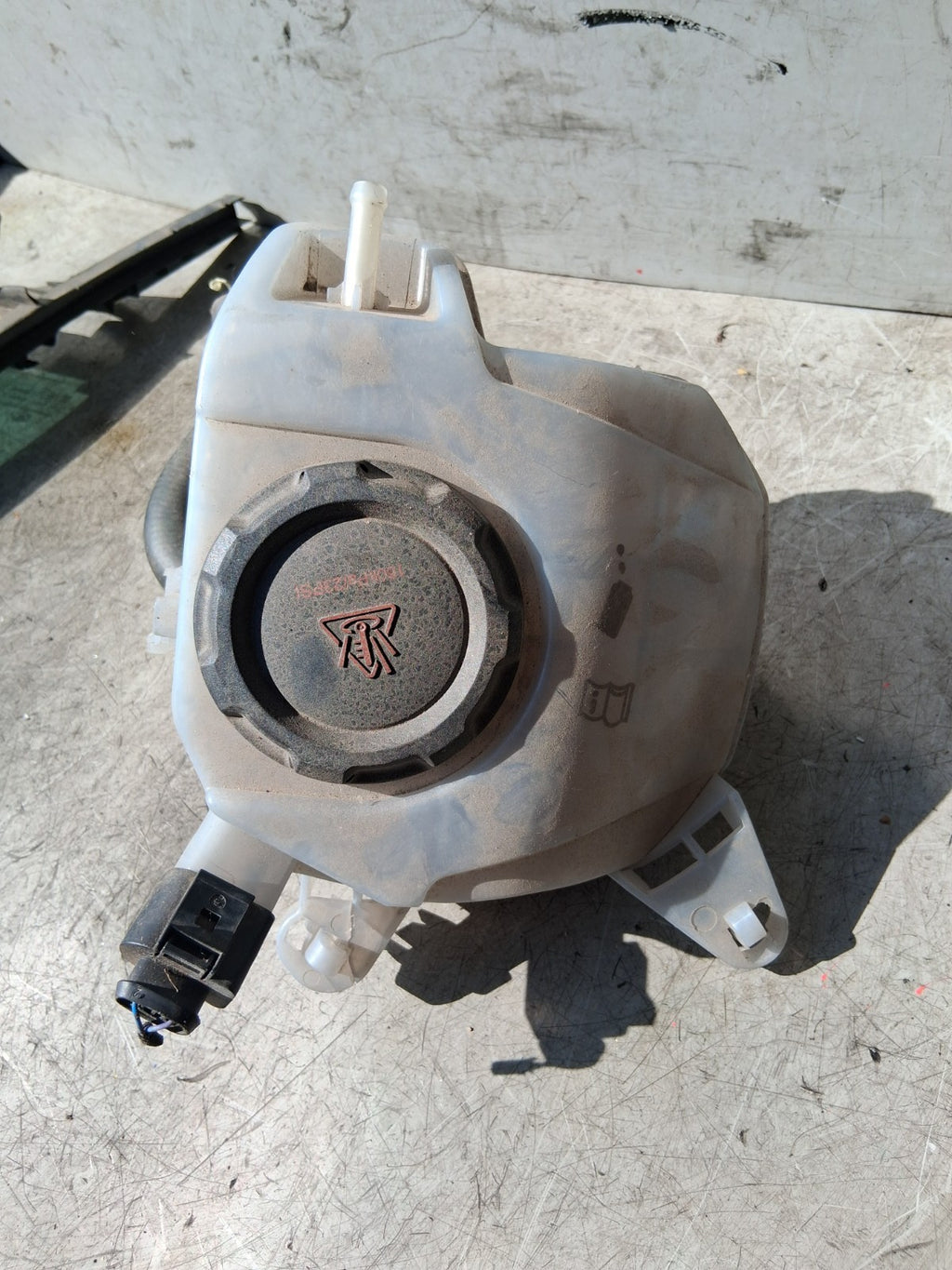 2021 SKODA SCALA COOLANT WATER EXPANSION TANK RESERVOIR 2Q0121407D