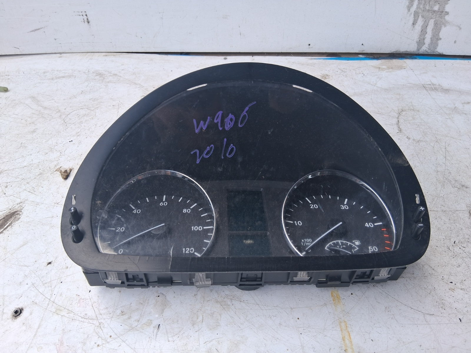 2010 MERCEDES BENZ SPRINTER W906 2.1 DIESEL MAN SPEEDOMETER INSTRUMENT CLUSTER
