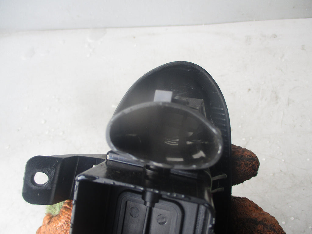 MERCEDES CLC 2008 DASHBOARD RIGHT SIDE AIR VENT A2038302854