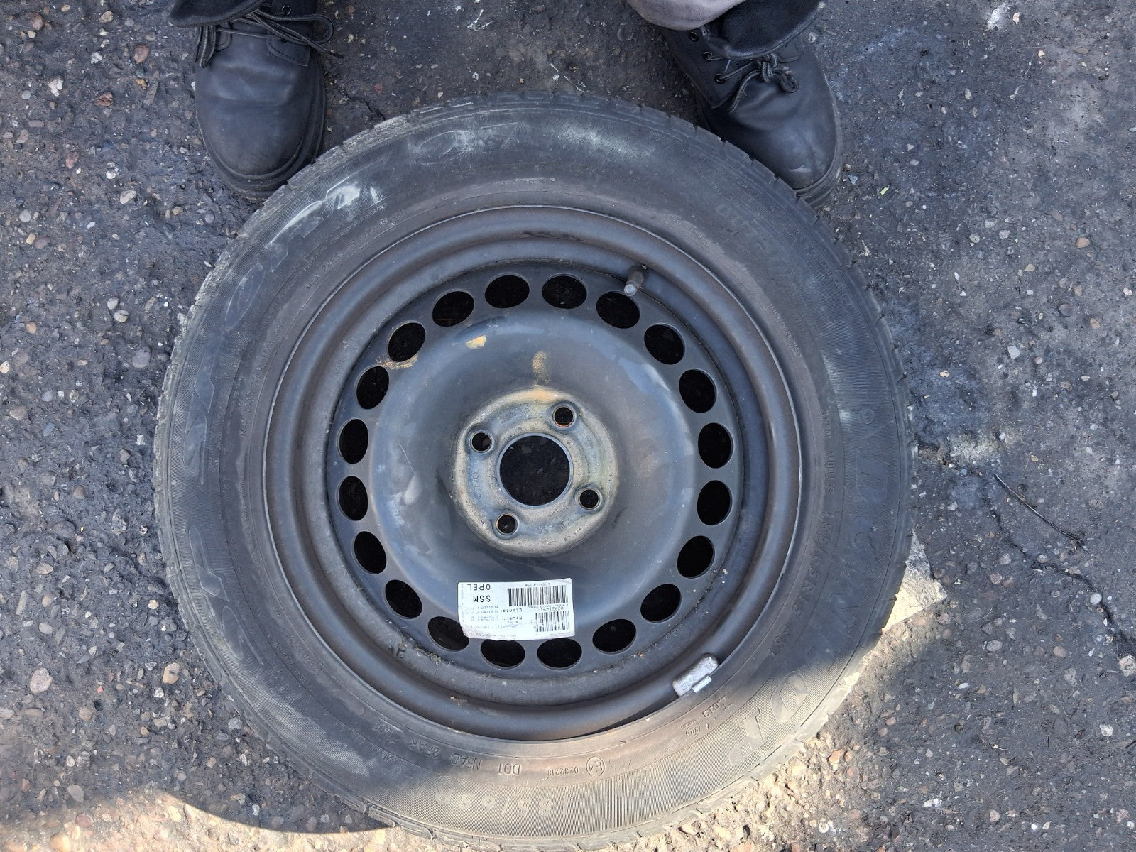 2008 VAUXHALL CORSA D 15 INCH STEEL WHEEL WITH TYRE 185/65R15