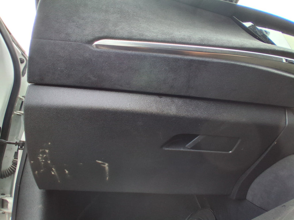 2023 DS DS 4 CROSSOVER NS PASSENGER SIDE STORAGE COMPARTMENT GLOVEBOX