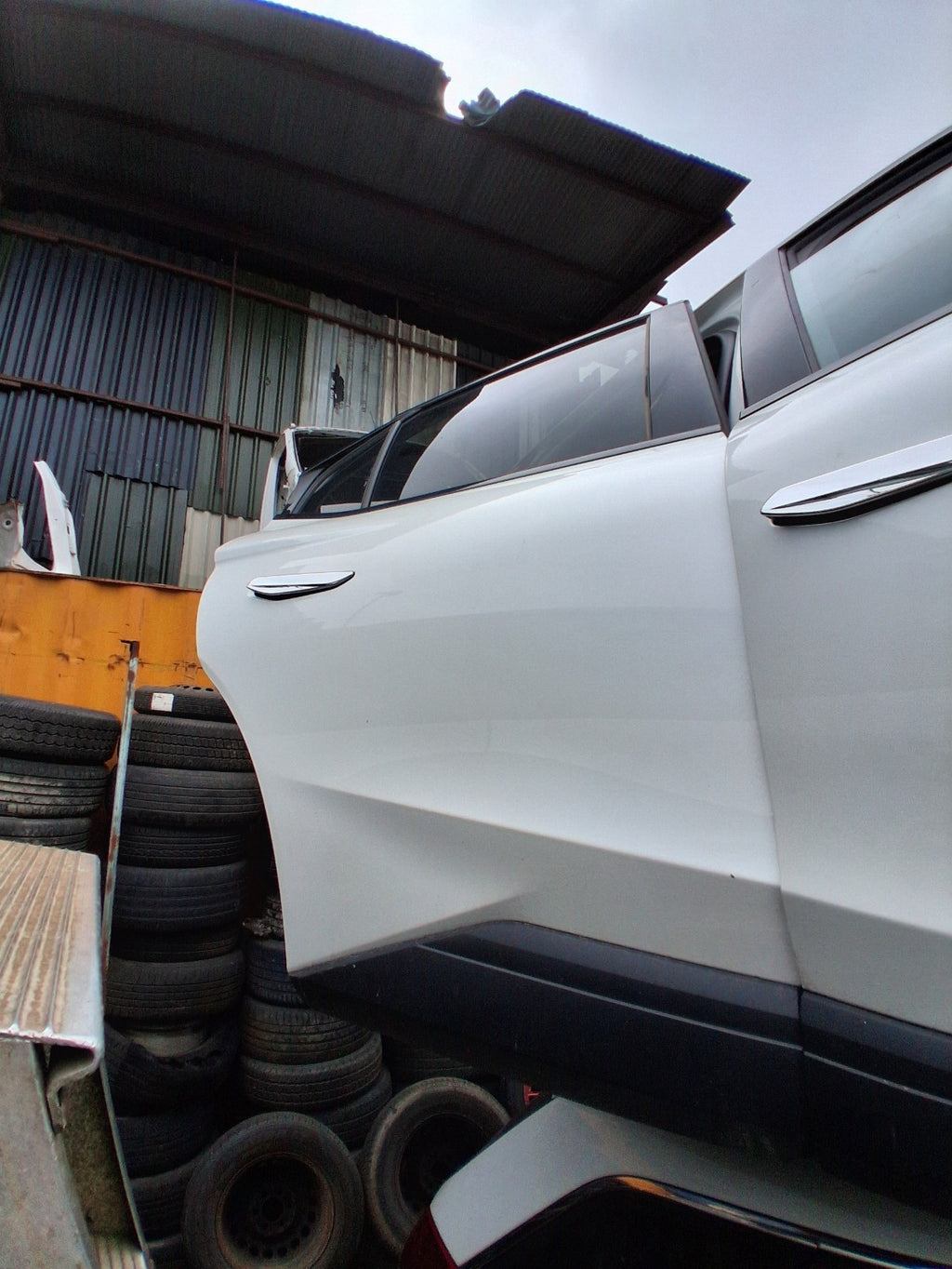 2023 DS AUTOMOBILES DS4 CROSSOVER OSR DRIVER SIDE REAR BARE DOOR WHITE