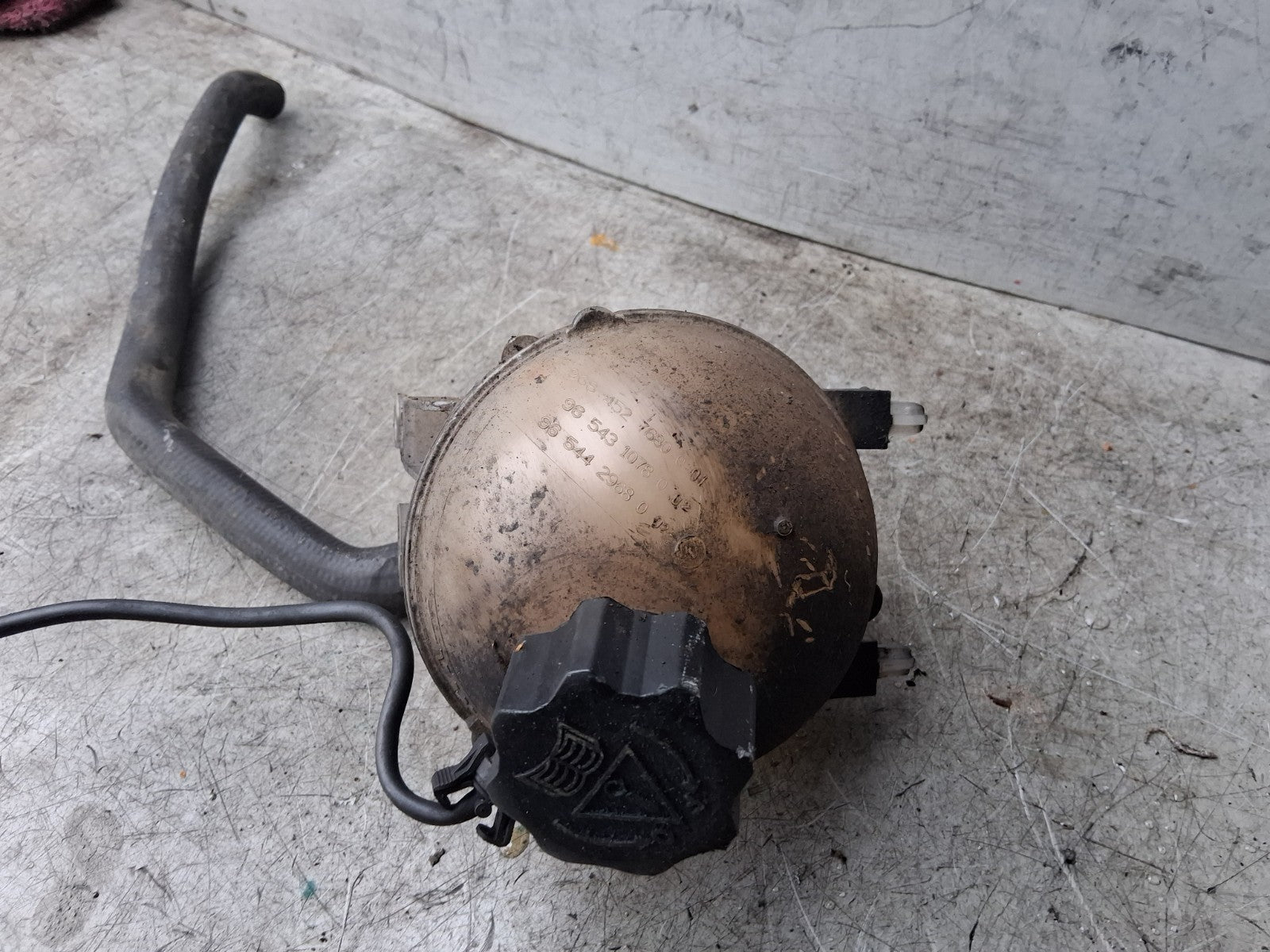 2008 CITROEN C4 PICASSO COOLANT WATER EXPANSION OVERFLOW TANK 9654429680