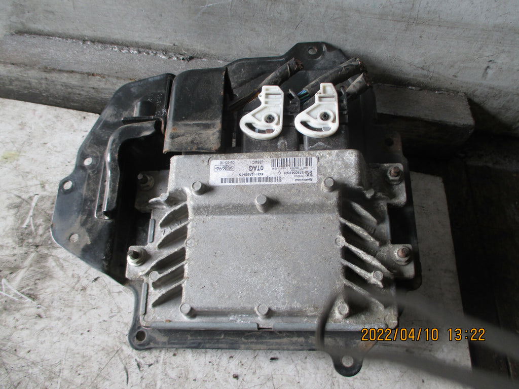 FORD FIESTA 2009 MK7 1.4 PETROL ECU ENGINE CONTROL MODULE 8V2112A650TG