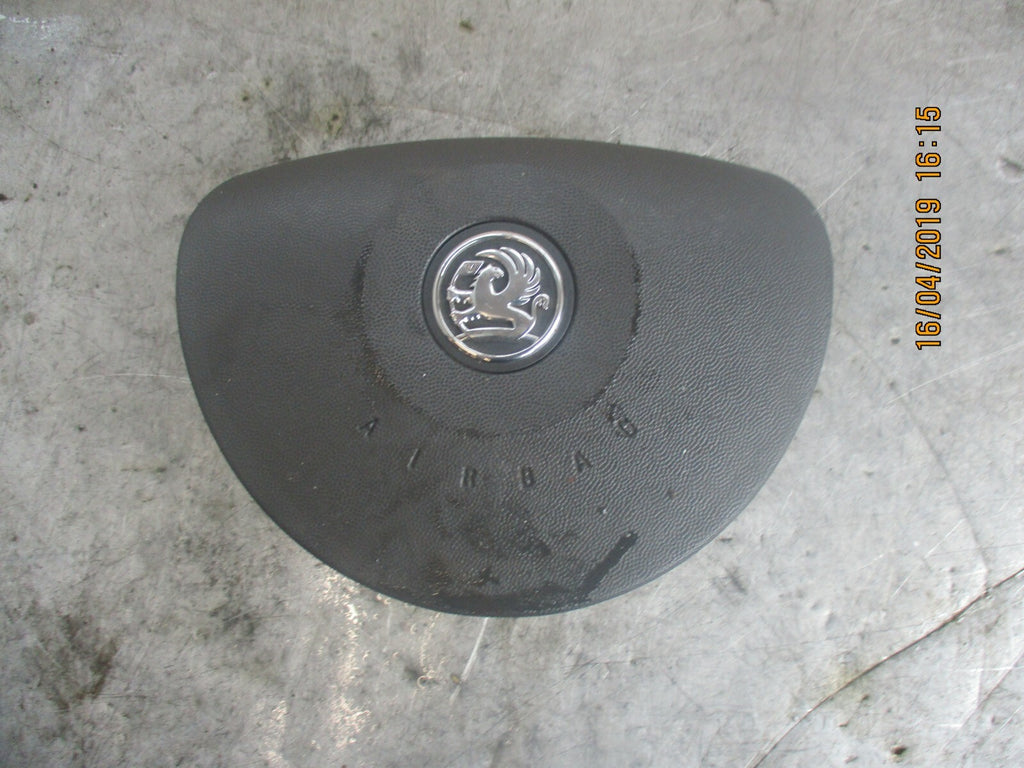 VAUXHALL CORSA C STEERING WHEEL AIRBAG 13188241