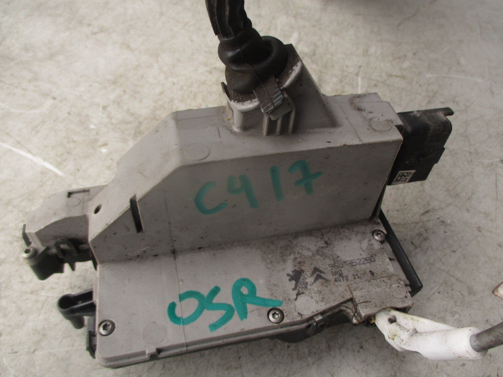 2017 CITROEN C4 MK2 OSR DRIVER SIDE REAR RIGHT DOOR LOCK MECHANISM