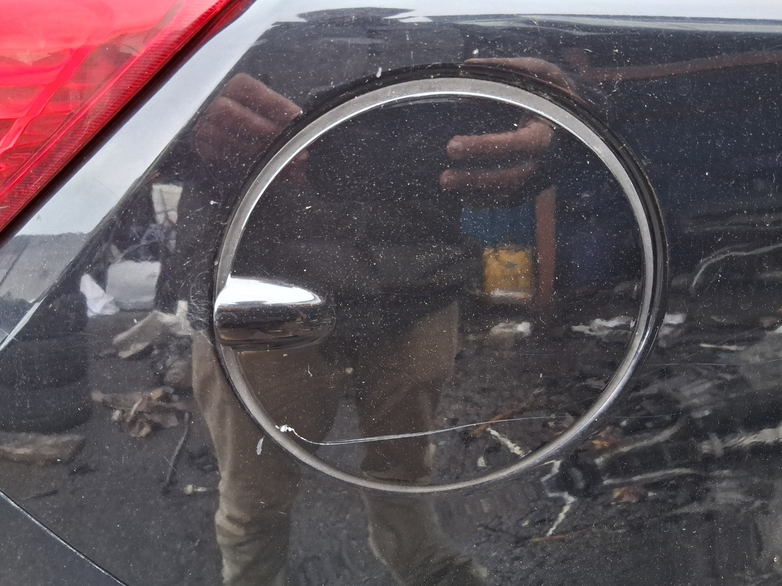 2009 VAUXHALL CORSA D FUEL FLAP LID COVER BLACK