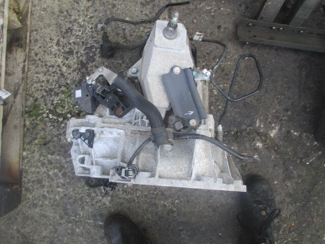 NISSAN MICRA MK5 2017 1.0 PETROL 5 SPEED MANUAL GEARBOX JH3376