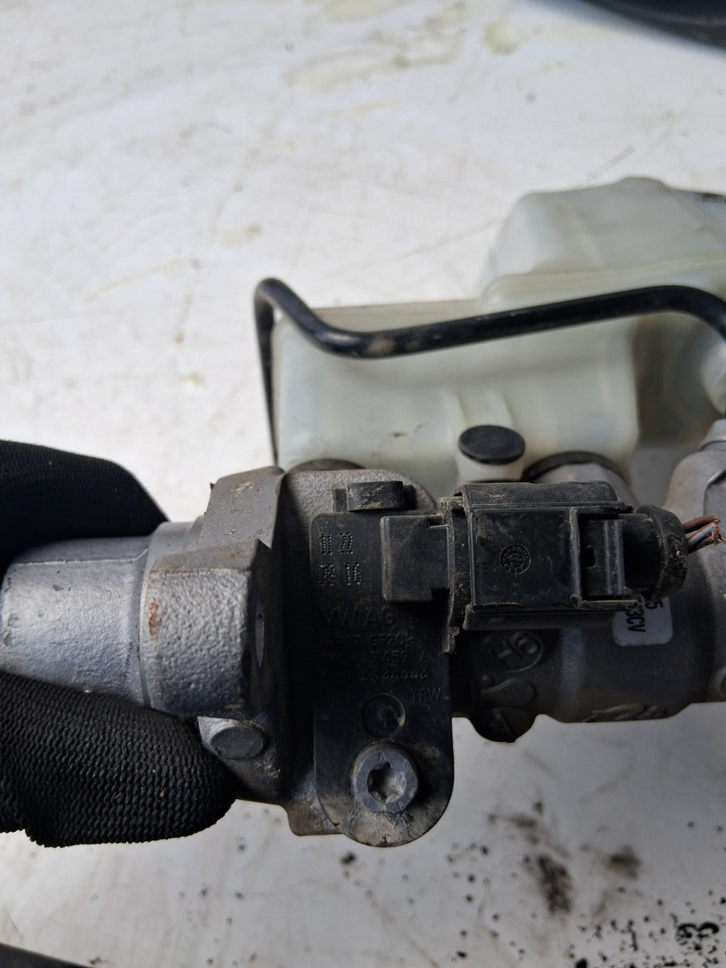 2016 VW VOLKSWAGEN TIGUAN BRAKE MASTER CYLINDER 03350887151