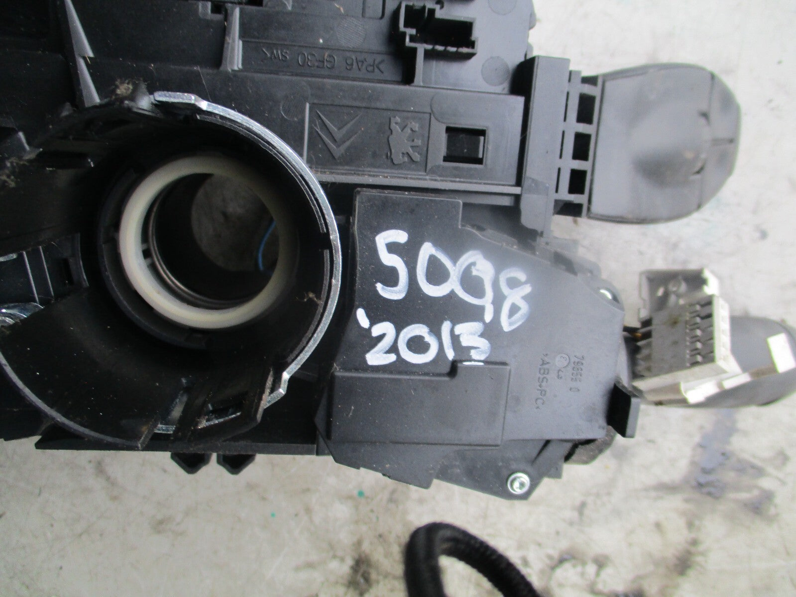 2013 PEUGEOT 5008 INDICATOR WIPER CONTROL SWITCH STALK 04307600-18