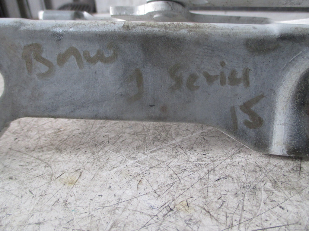 BMW 1 SERIES E88 2015 NSF PASSENGER SIDE FRONT LEFT BONNET HINGE WHITE 13989610