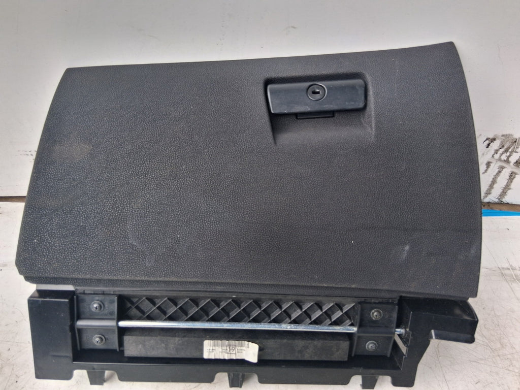 2004 BMW X3 E83 NS PASSENGER STORAGE COMPARTMENT GLOVEBOX