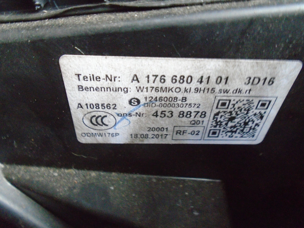 MERCEDES A CLASS 2018 W176 CENTRE CONSOLE ARM REST A1766804101