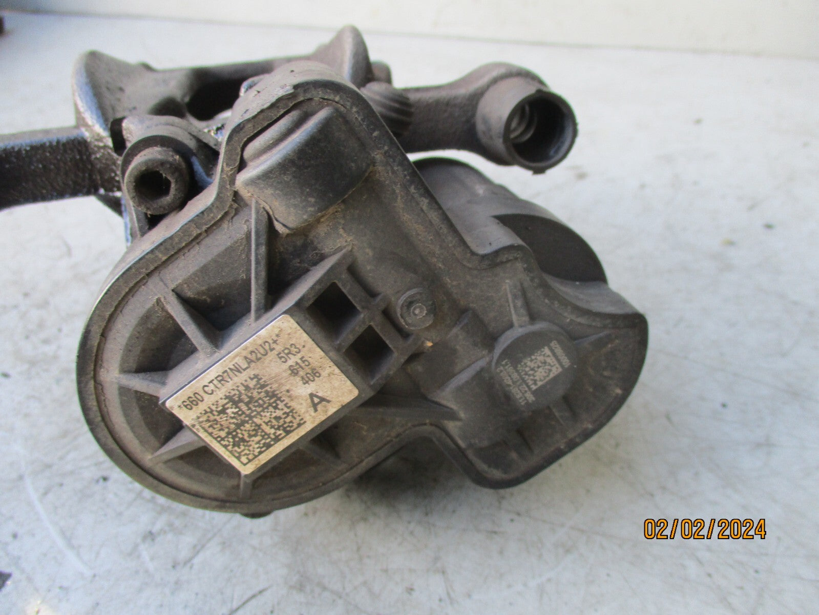 VW VOLKSWAGEN GOLF MK8 2022 OSR DRIVER SIDE REAR BRAKE CALIPER 5R3615406A