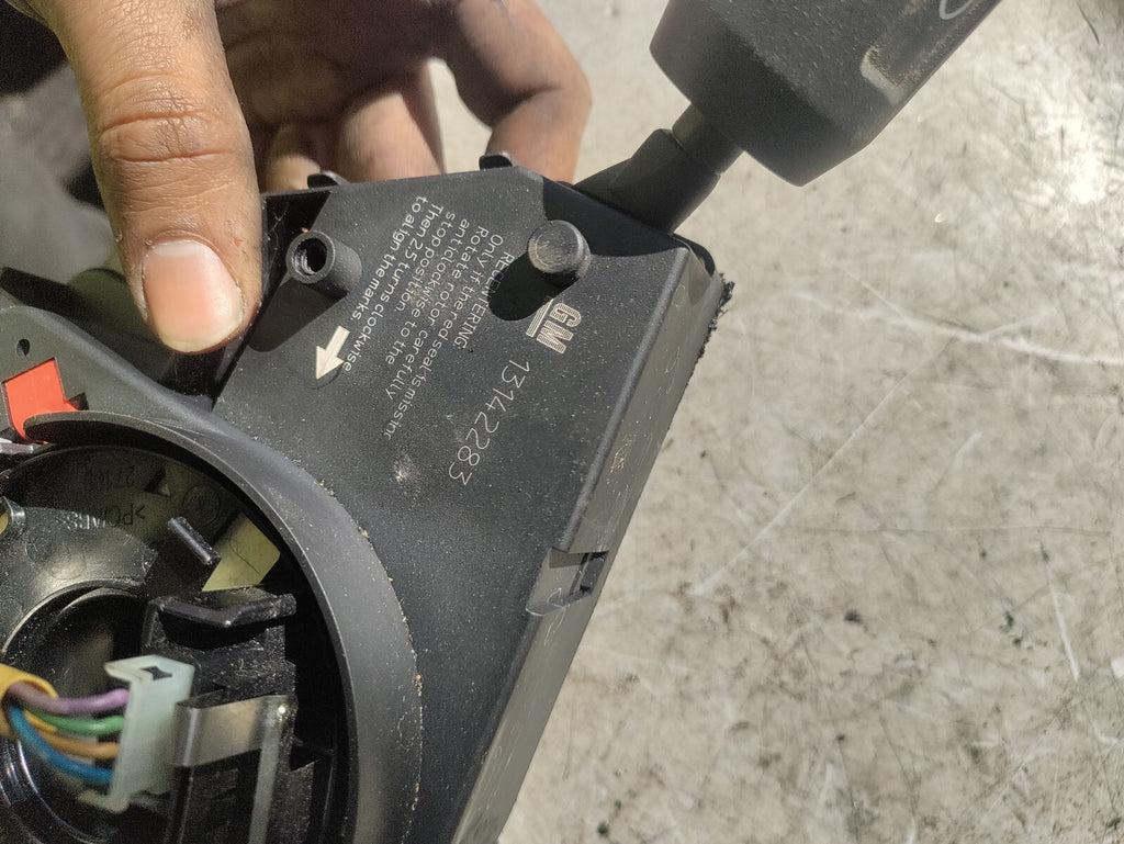 VAUXHALL CORSA D 2012 WIPER INDICATOR STALK SWITCH SQUIB 13142283