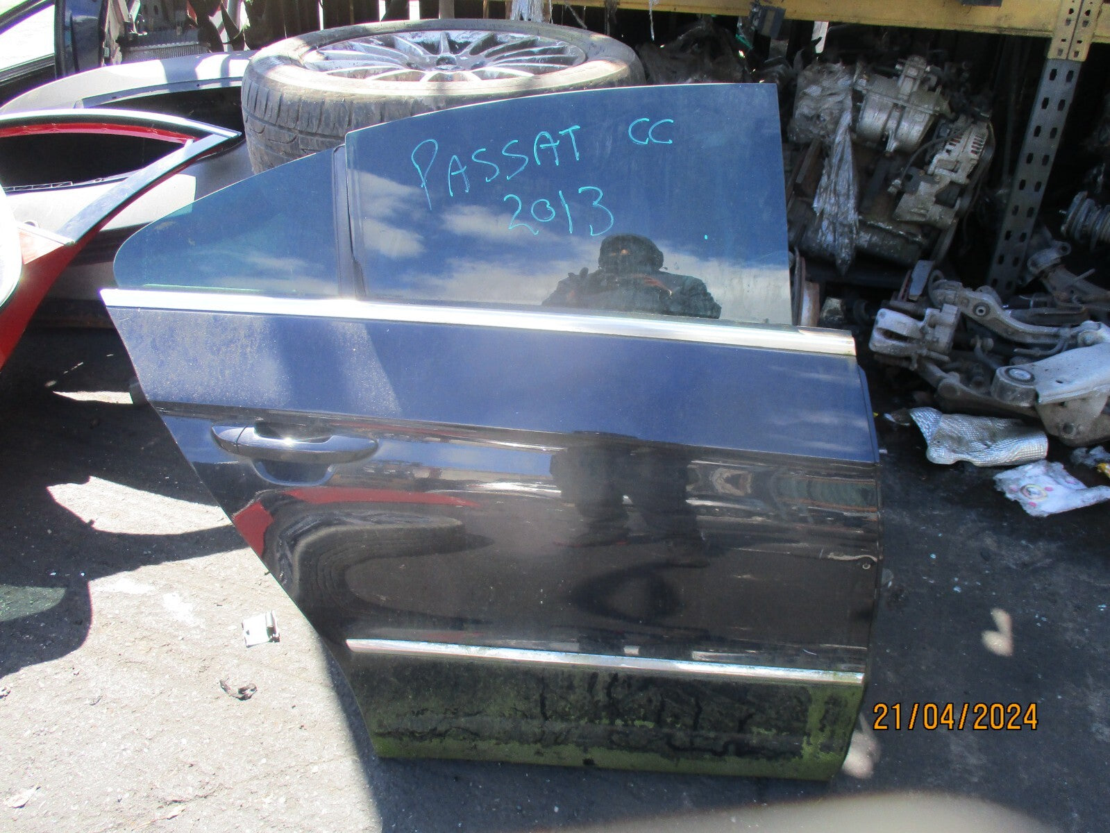 VW VOLKSWAGEN PASSAT CC 2012 OSR DRIVER SIDE REAR COMPLETE DOOR BLACK