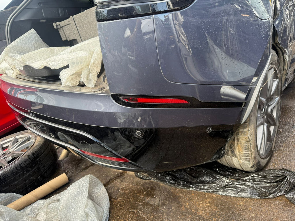 2024 RANGE ROVER VELAR DYNAM FACELIFT COMPLETE REAR END VARESINE BLUE 1EH