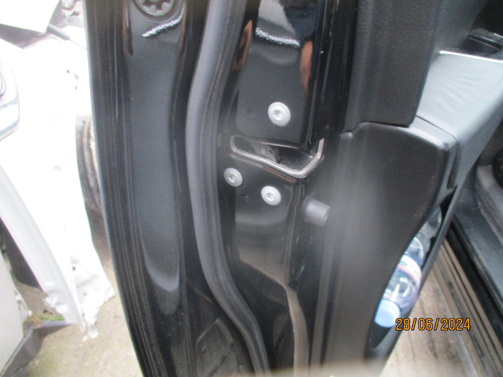 TOYOTA ESTIMA MK3 2013 NSF PASSENGER SIDE FRONT DOOR LOCK MECHANISM