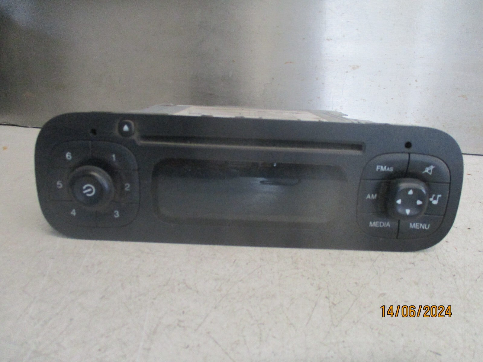 FIAT PANDA MK3 2018 RADIO CD PLAYER STEREO HEAD UNIT 07356760360