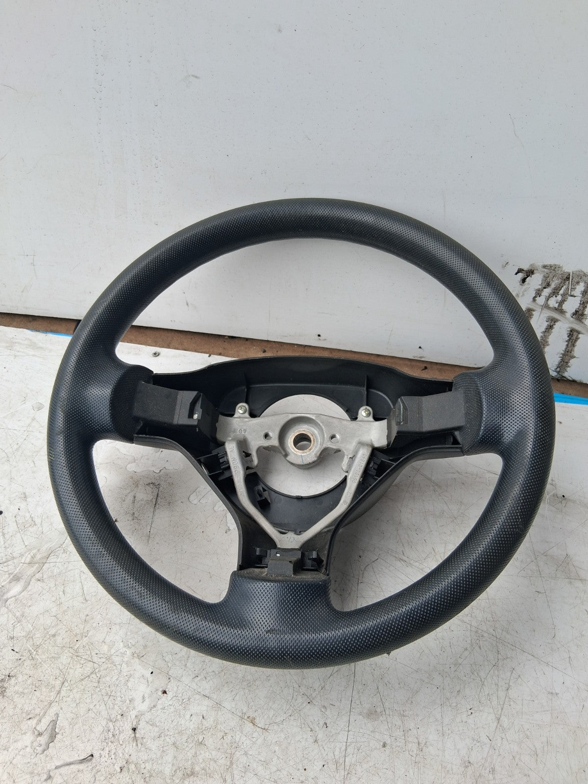 2008 CITROEN C1 MK1 3 SPOKE LEATHER STEERING WHEEL