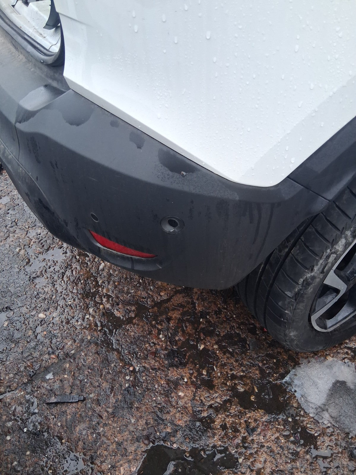 2024 VAUXHALL CROSSLAND X COMPLETE REAR BUMPER WITH PDC SENSORS BLACK