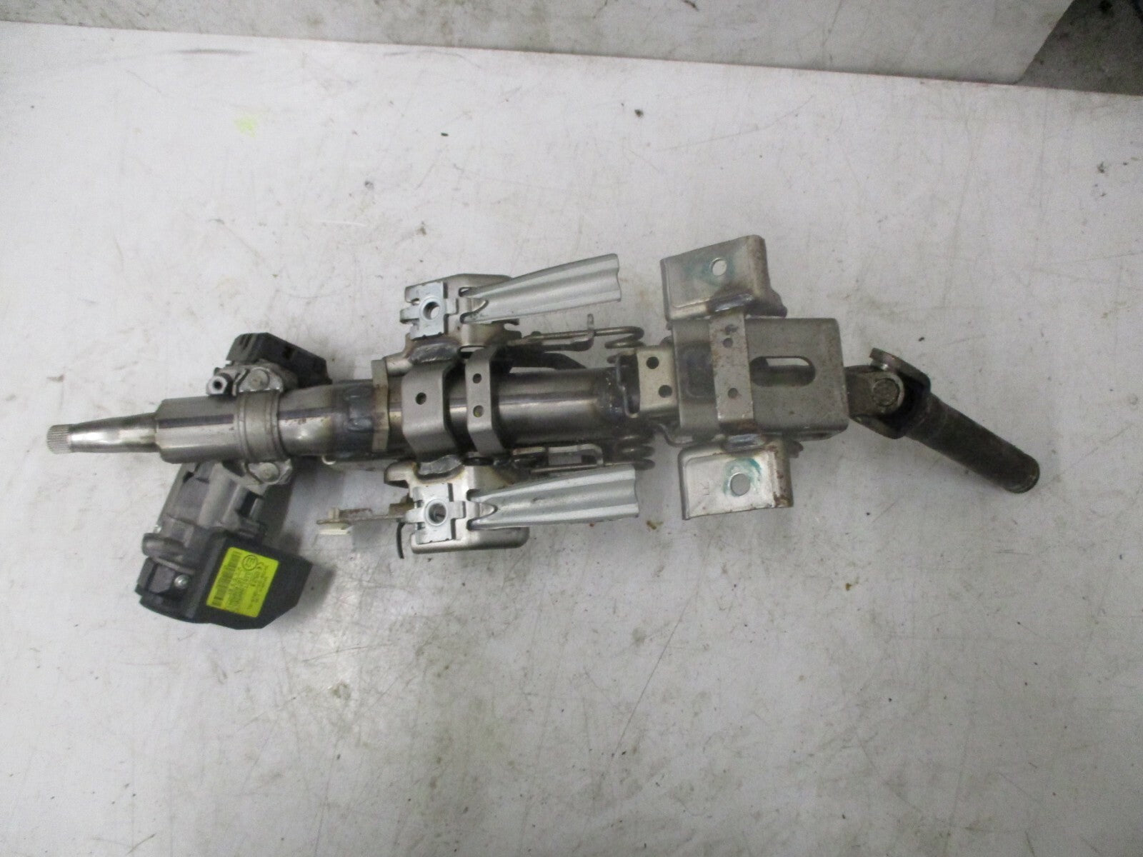 HONDA CIVIC MK8 2006 ADJUSTABLE STEERING COLUMN SHAFT & SUPPORT BRACKET