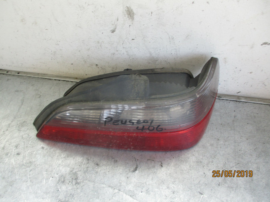 PEUGEOT 406 SALOON OSR DRIVER SIDE REAR BRAKE TAIL LIGHT