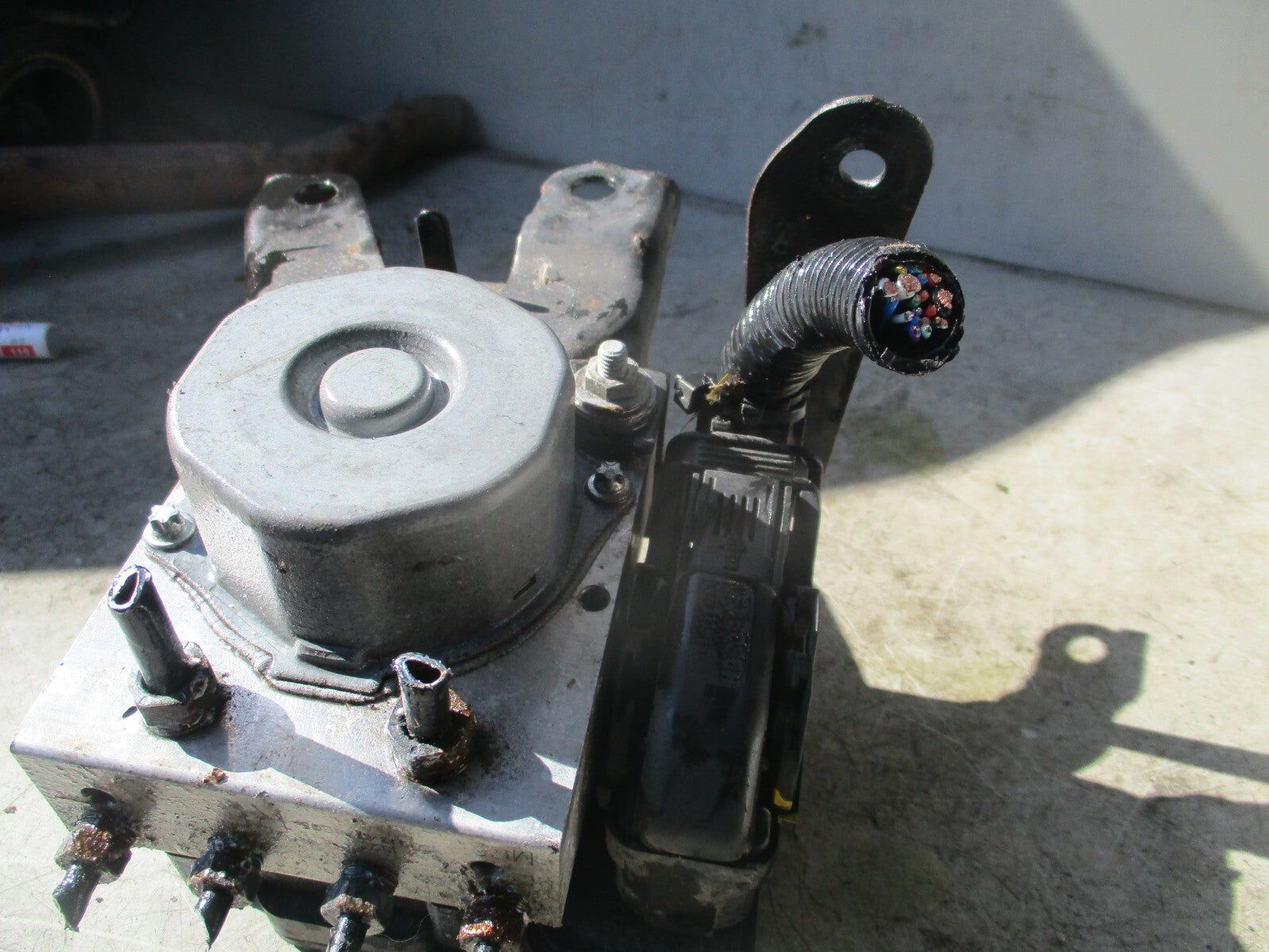 2019 PEUGEOT 108 1.0 PETROL ABS PUMP CONTROL MODULATOR 445400H130