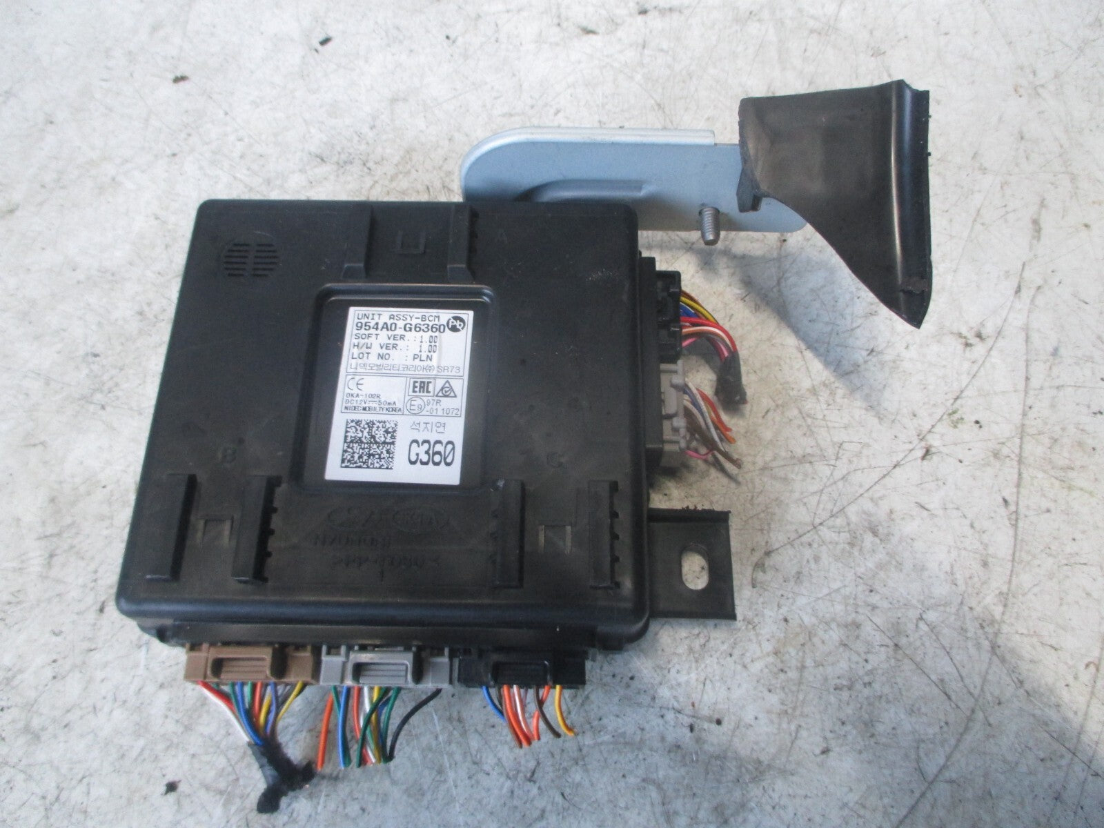 KIA PICANTO MK3 2020 BCM BODY CONTROL MODULE 954A0G6360