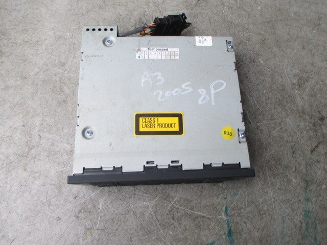 2006 AUDI A3 8P  CD/DVD AUDIO SYSTEM MGCFA00091