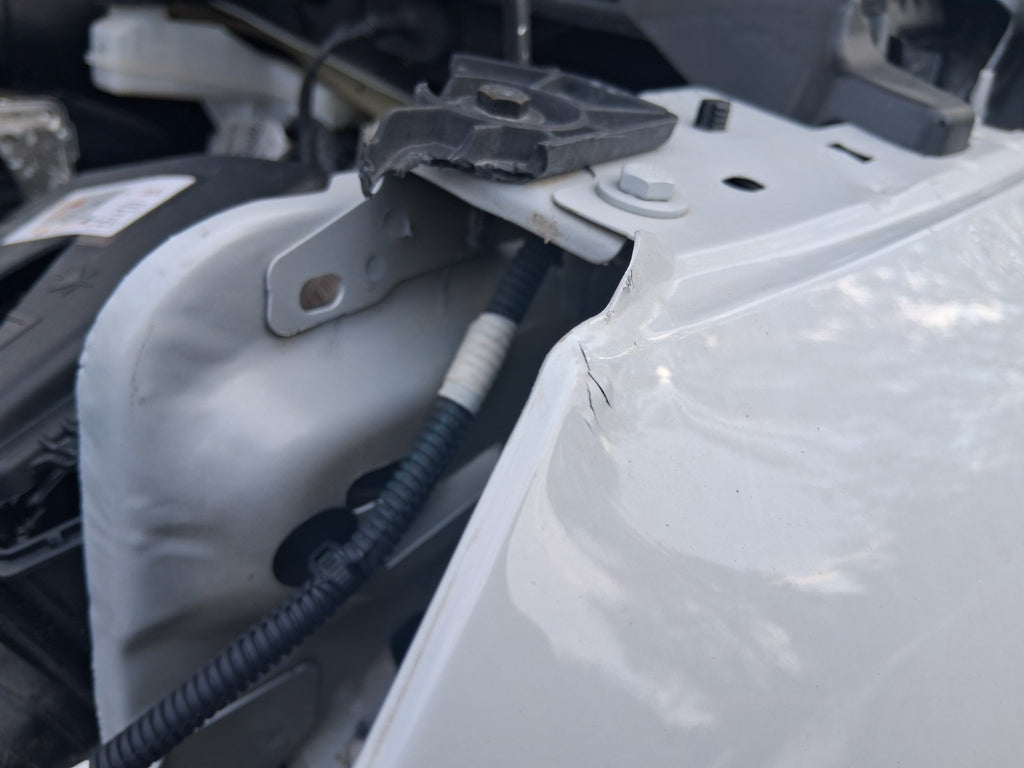 PEUGEOT 208 MK2 2025 FACELIFT NSF PASSENGER SIDE WING PANEL WHITE ESU