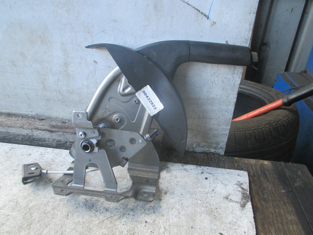NISSAN QASHQAI 2012 J10 MANUAL PARKING HANDBRAKE LEVER MECHANISM