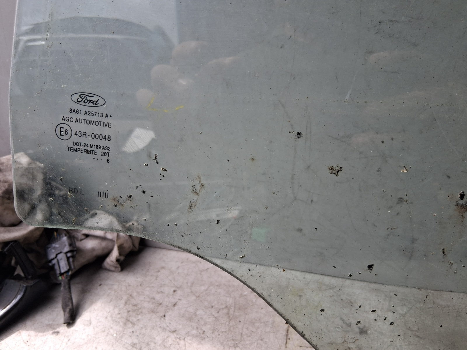 FORD FIESTA MK7 NSR PASSENGER SIDE REAR LEFT WINDOW GLASS 8A61A25713