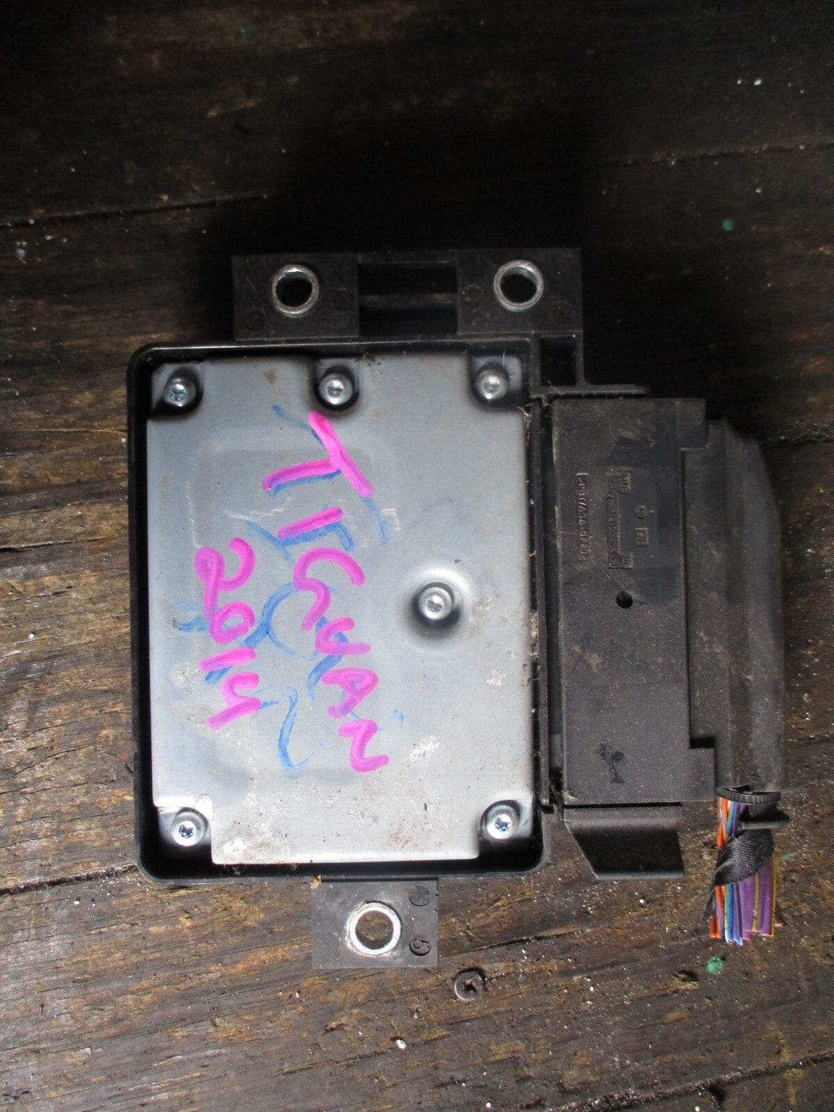 VOLKSWAGEN TIGUAN 2015 HAND BRAKE CONTROL MODULE 19171201A