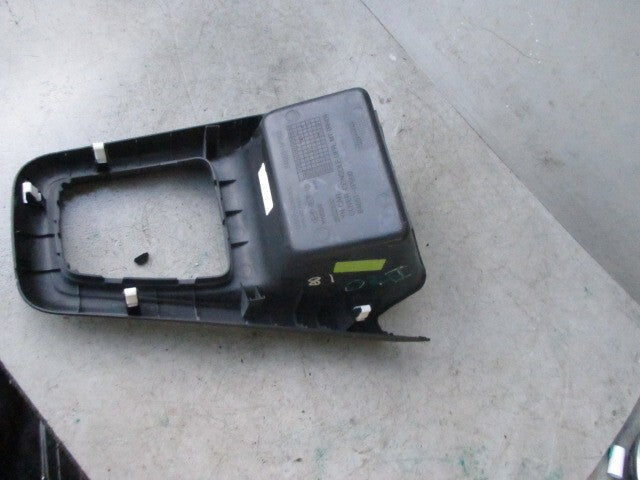 HYUNDAI IX20 2018 CENTRE FRONT SURROUND PANEL TRIM PLASTIC