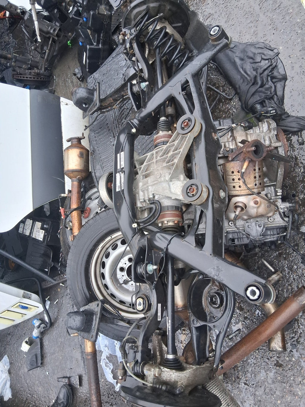 2023 VOLKSWAGEN TIGUAN 2.0 DIESEL COMPLETE REAR AXLE DIFF HUB DISC TYPE