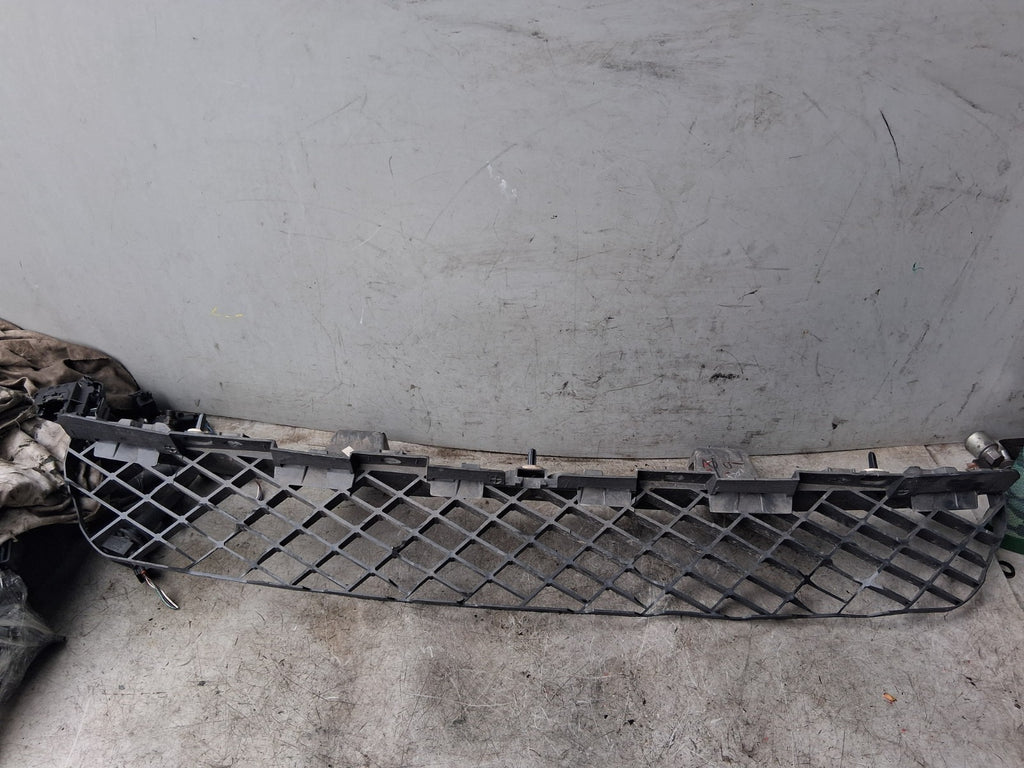 PEUGEOT 5008 MK2 2019 FRONT BUMPER LOWER GRILLE GRILL