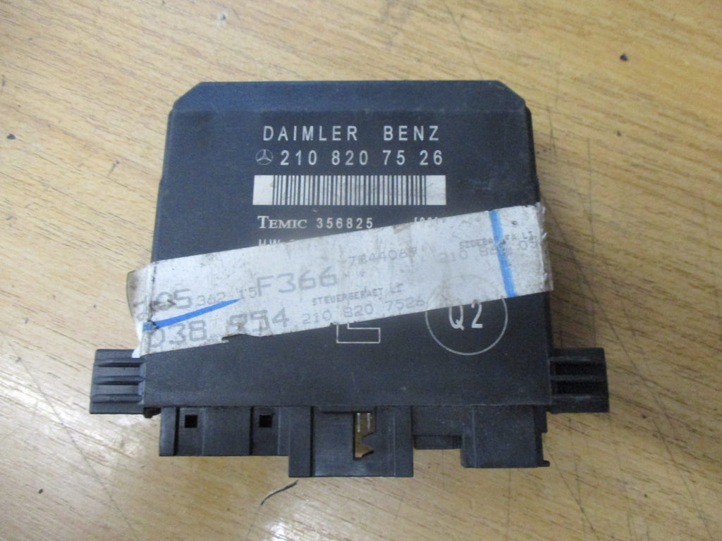 MERCEDES E CLASS W210 2001 NSF PASSENGER FRONT DOOR CONTROL MODULE 2108207526