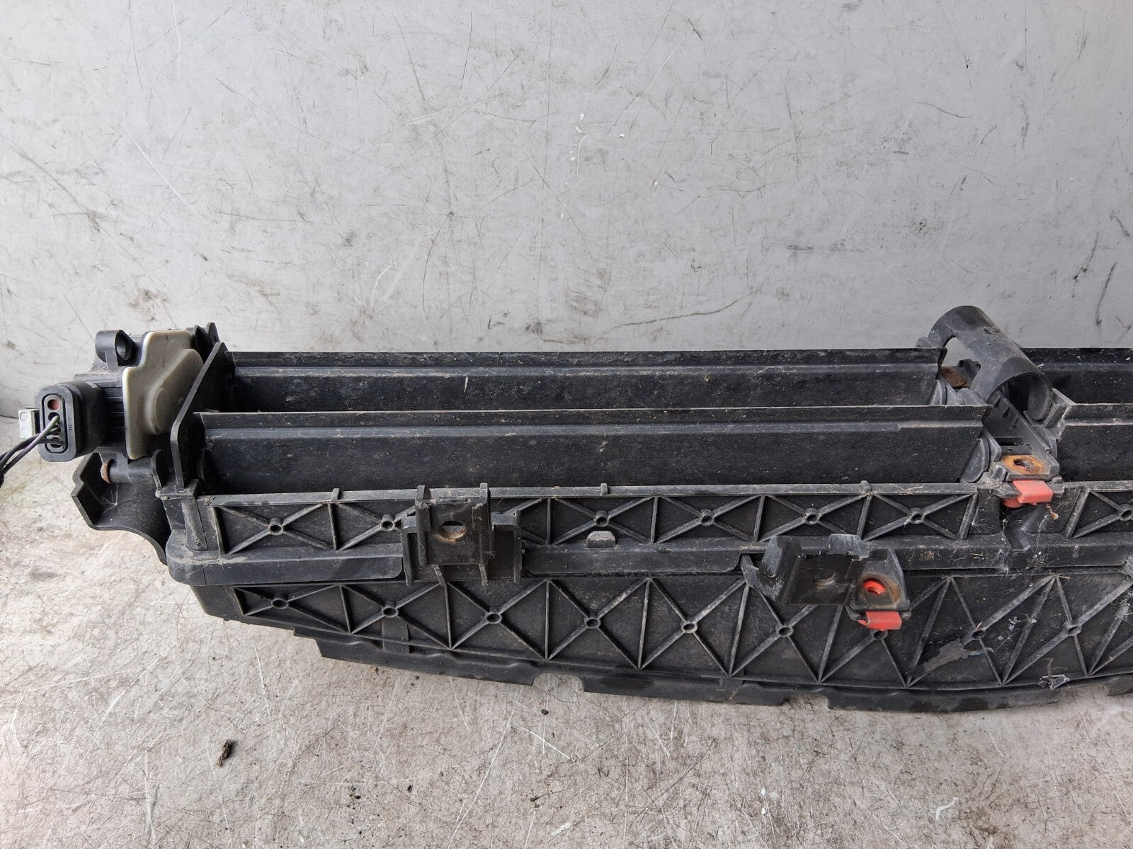 2015 VAUXHALL INSIGNIA MK1 FRONT AIR DUCT SHROUD 6466R300
