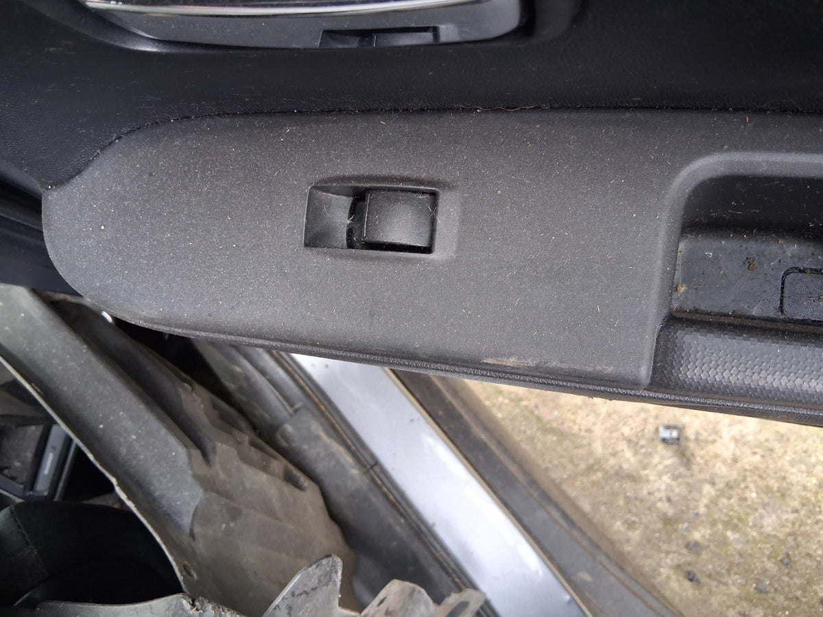 2020 MITSUBISHI ASX OSR DRIVER SIDE REAR RIGHT WINDOW CONTROL SWITCH